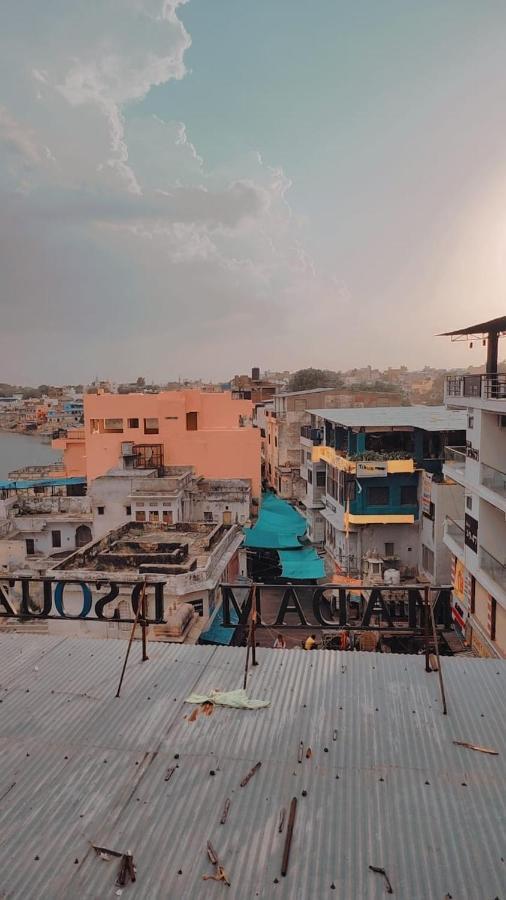 Hotel Nirvana Rooftop Pushkar Esterno foto