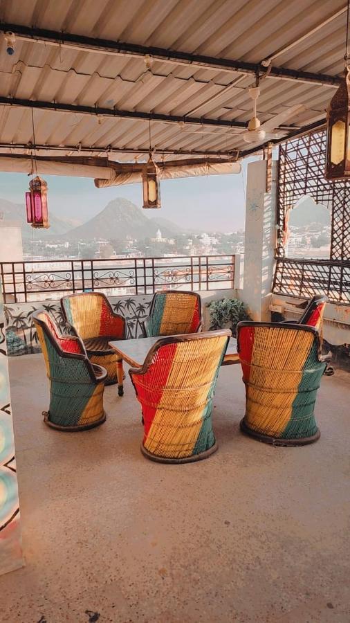 Hotel Nirvana Rooftop Pushkar Esterno foto
