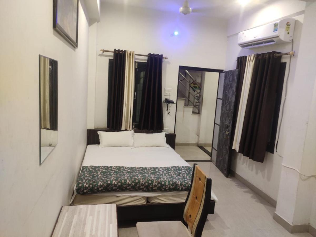 Hotel Nirvana Rooftop Pushkar Esterno foto
