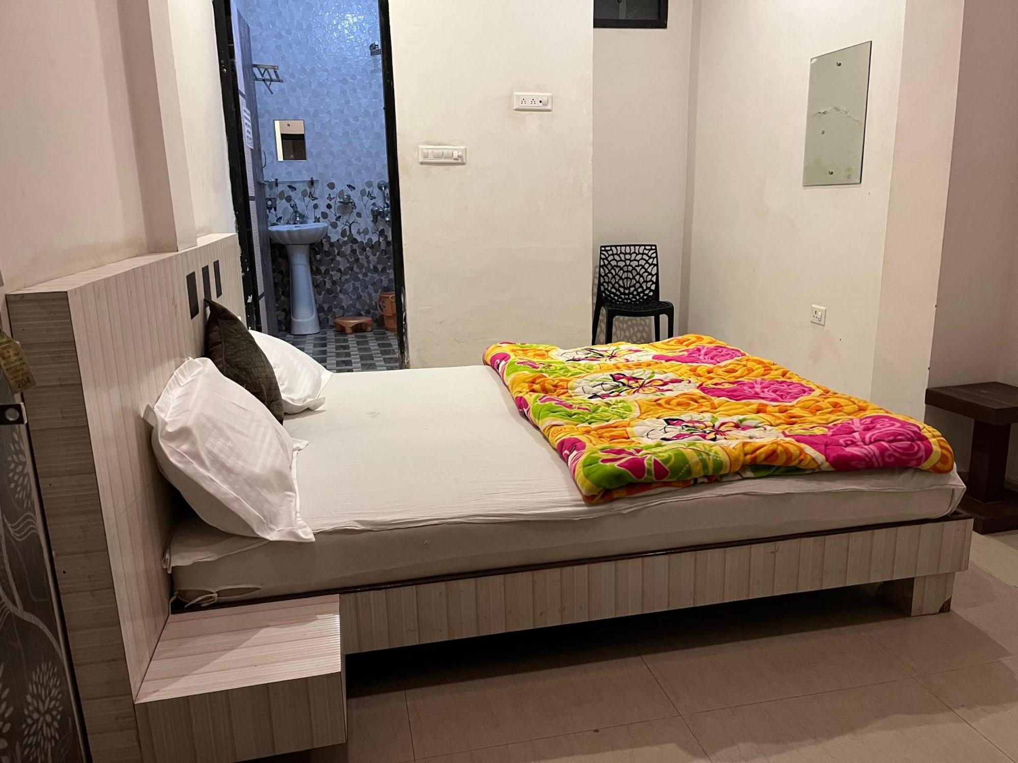 Hotel Nirvana Rooftop Pushkar Esterno foto