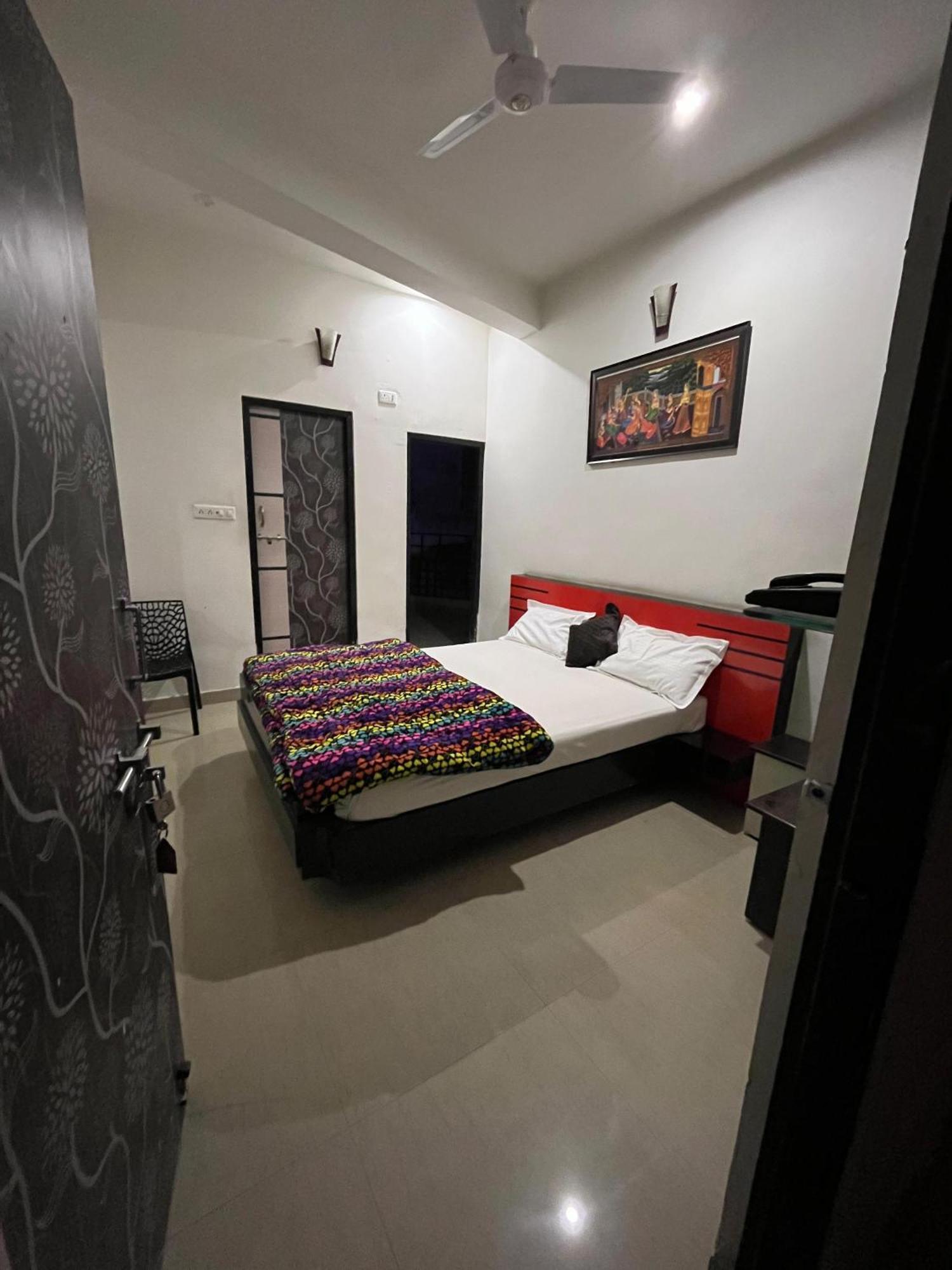 Hotel Nirvana Rooftop Pushkar Esterno foto