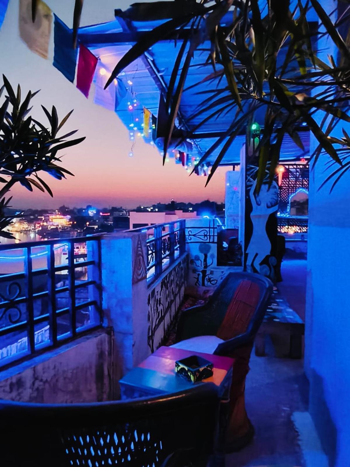Hotel Nirvana Rooftop Pushkar Esterno foto
