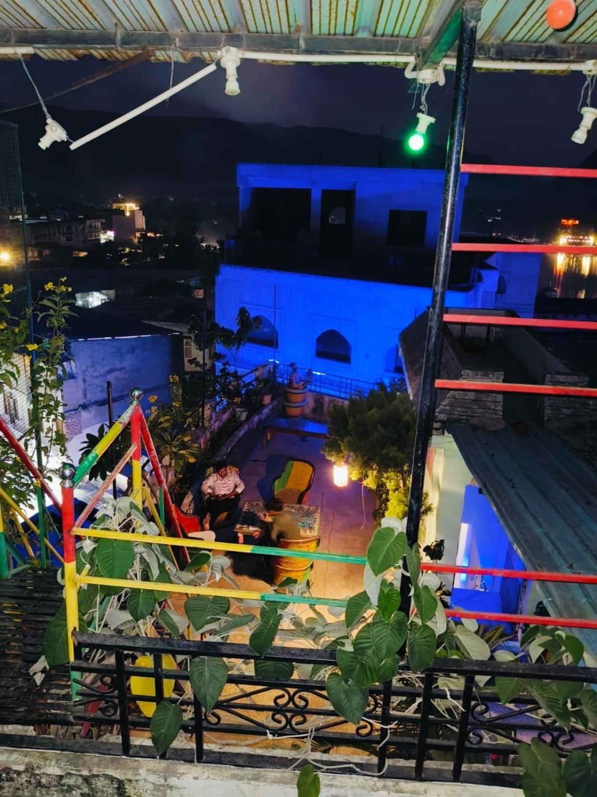 Hotel Nirvana Rooftop Pushkar Esterno foto